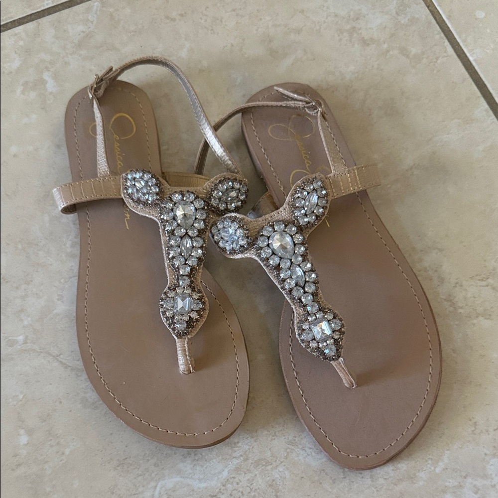 NWOT Jessica Simpson Elegant Tan Sandals with Crystal Embellishments size 7